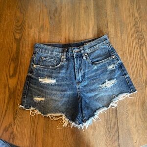 Blank NYC Size 26: The Barrow High Rise Short